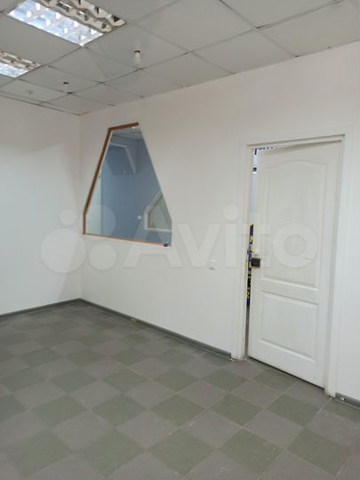Торговая площадь, 16 м²