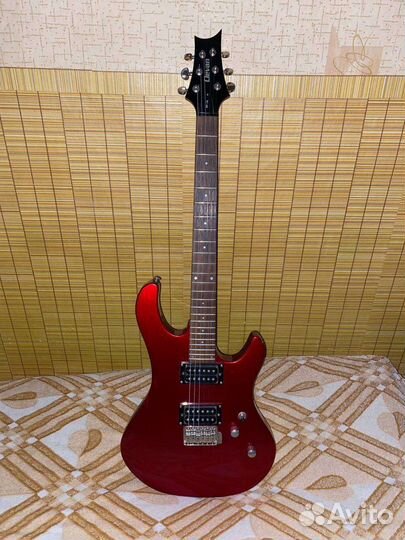 Электро гитара (Каподастр в подарок)