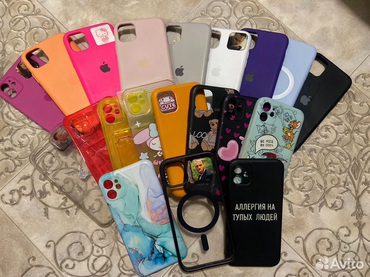 Чехлы на телефон iPhone 11