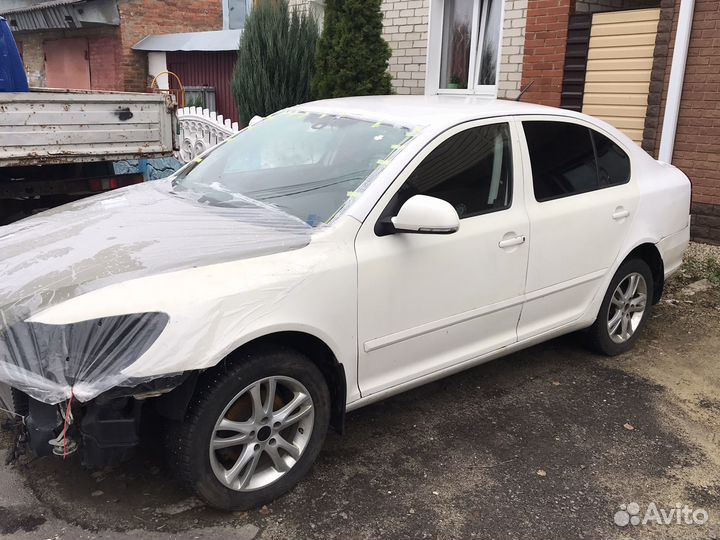 Skoda Octavia 1.6 МТ, 2013, битый, 160 000 км