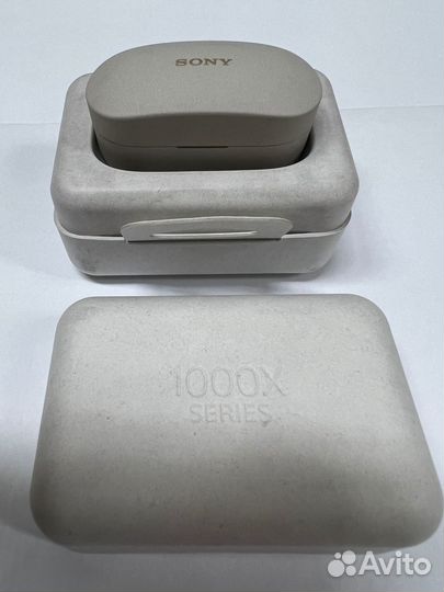 Беспроводные наушники Sony WF-1000XM4, серебристые