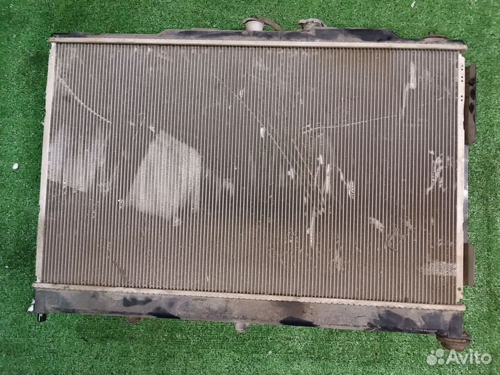 Радиатор охлаждения двигателя Mazda CX7. 2.5
