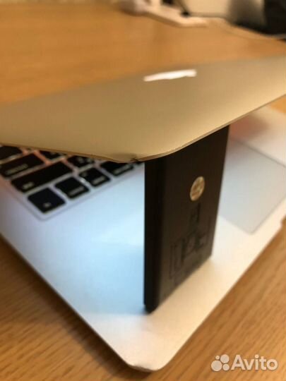 Apple MacBook Air 13 2011