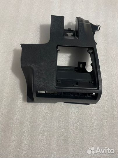 Накладка торпеды под кнопки левая Toyota Camry