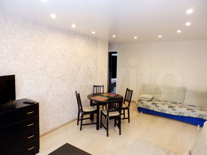 3-к. квартира, 60 м², 2/5 эт.