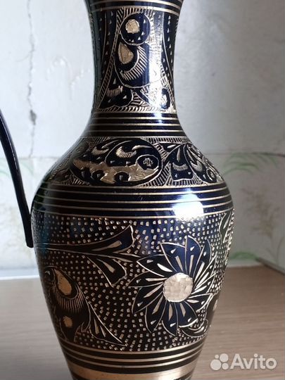 Ваза металлическая