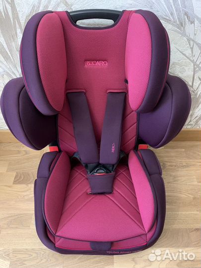 Автокресло Recaro Young Sport Hero гр. 1-2-3