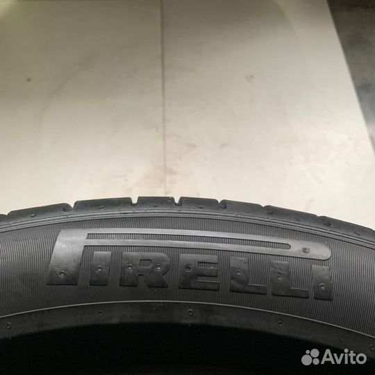 Pirelli P Zero PZ4 315/35 R20