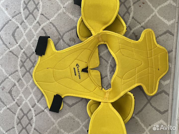 Форма хоккейная, грудь, шорты, коньки, краги