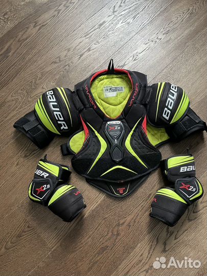 Нагрудник bayer,шорты