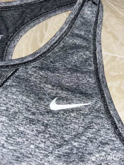 Майка спортивная женская nike