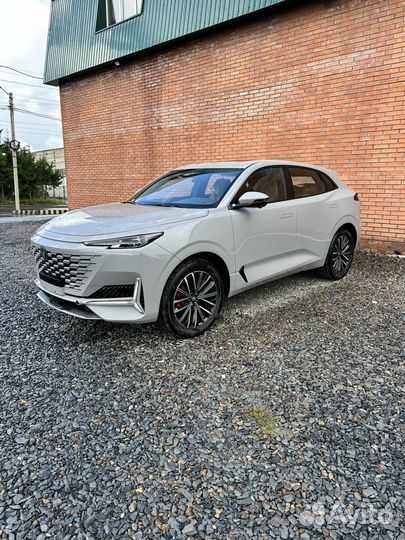 Changan UNI-K 2024 AWD терракотовый салон