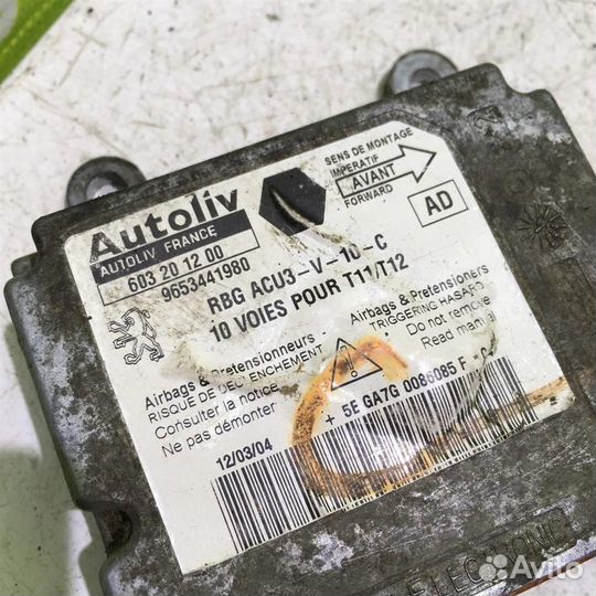 Блок управления AIR BAG Пежо 206