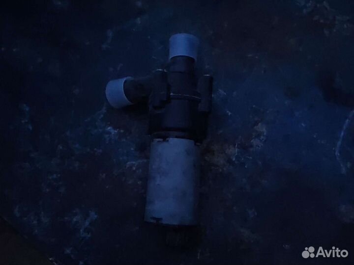 Дополнительный водяной насос