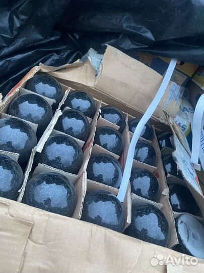 Вазыиз гранита