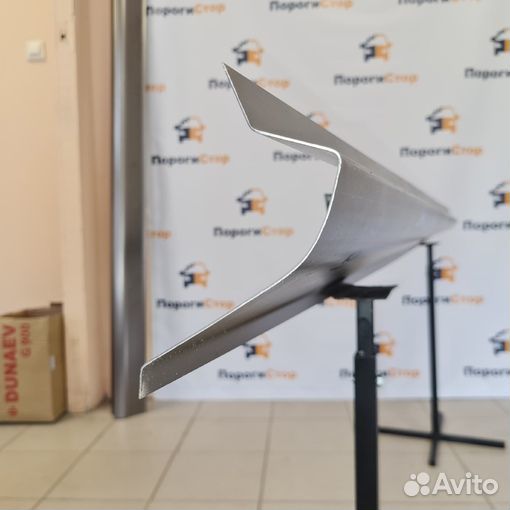 Кузовные пороги FAW Vita ремонтные комплект