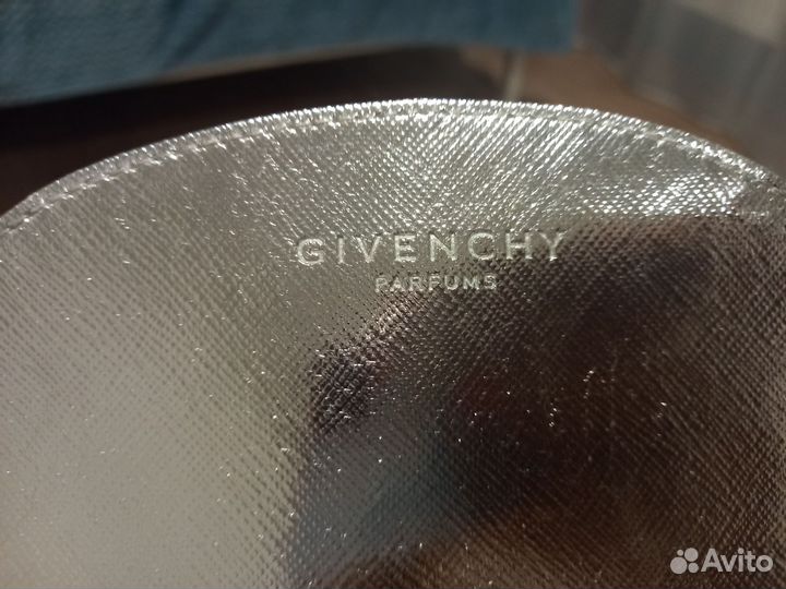 Косметичка Givenchy