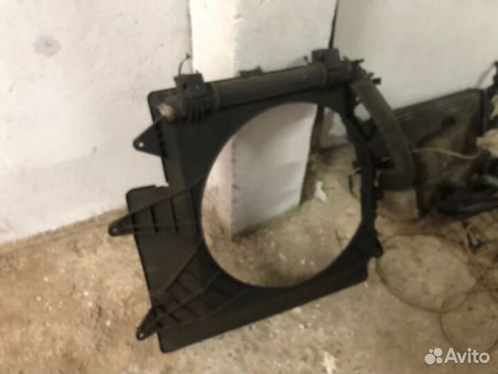 Диффузор передний Iveco Daily 4 3.0 D 2008