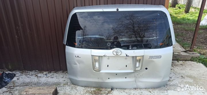 Дверь багажника Toyota probox