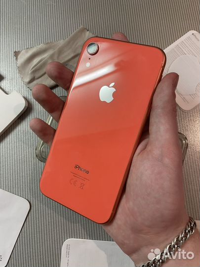 iPhone Xr, 64 ГБ