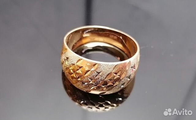Золотое кольцо 585 пробы массой 2.9 грамма(16.5)