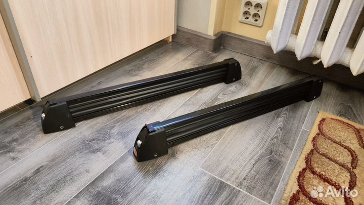 Багажник для лыж и сноубордов Amos SkiLock 5