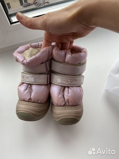 Ботинки зимние для девочки 23