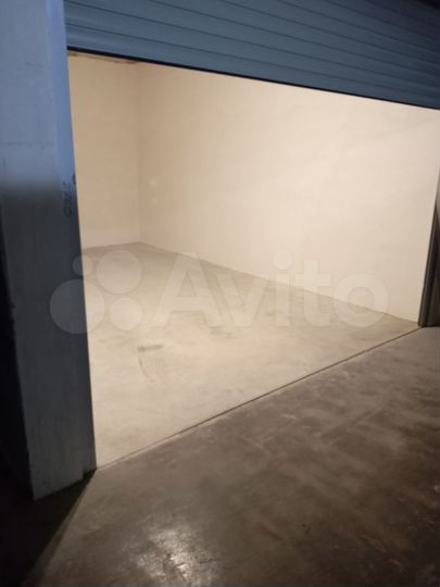 Машиноместо, 18 м²