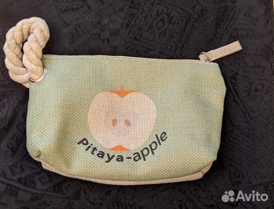 Косметички Ив Роше