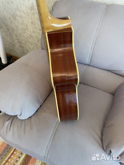 Болгарская акустическая гитара Кремона Хемус