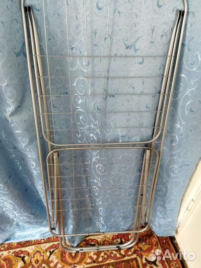 Сушилка для белья, гладильная доска, утюг