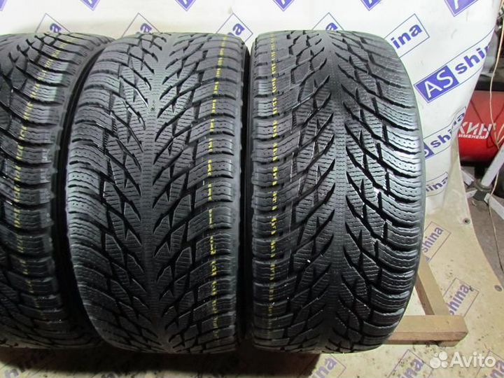 Nokian Tyres Hakkapeliitta R3 SUV 285/40 R21 96R