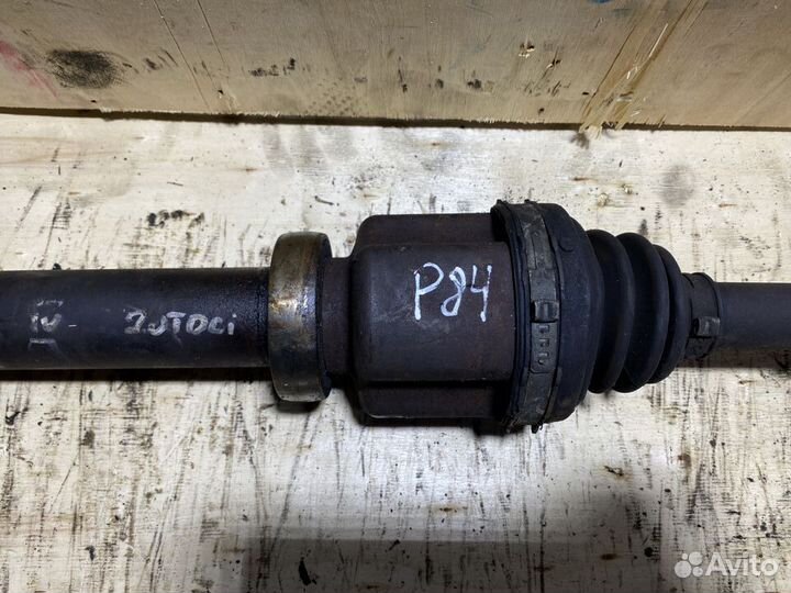 Приводной вал правый Mondeo 4 1,8 дизель МКПП P84