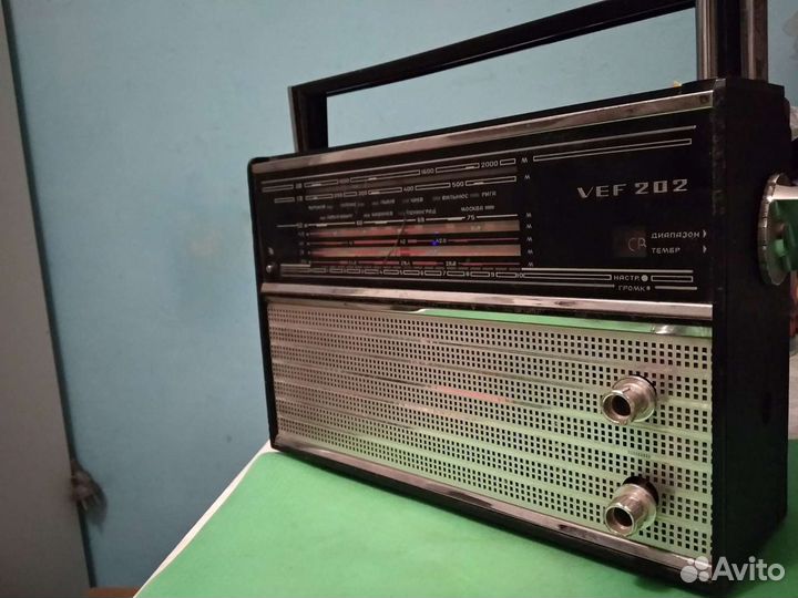 Радиоприемник VEF202 экспортный