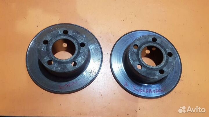 Диск тормозной задний на Skoda Superb