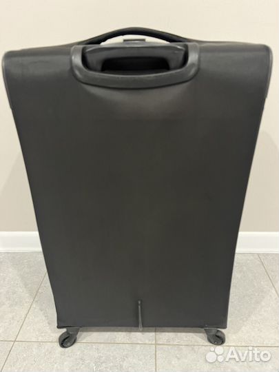 Чемодан большой Redmond