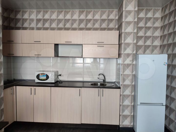 2-к. квартира, 55 м², 12/16 эт.