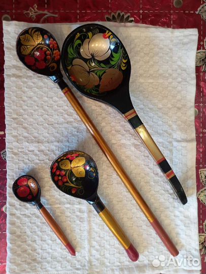 Деревянные ложки хохлома