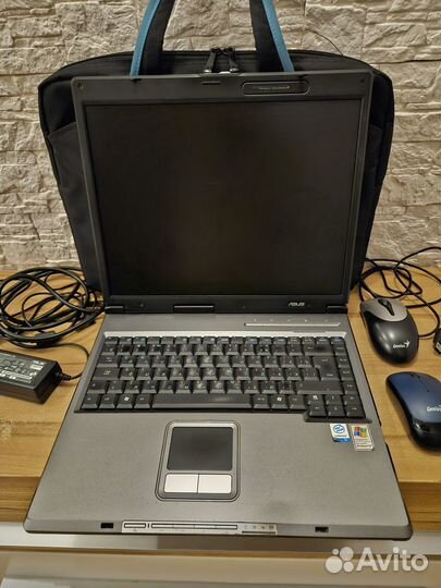 Ноутбук asus A3000