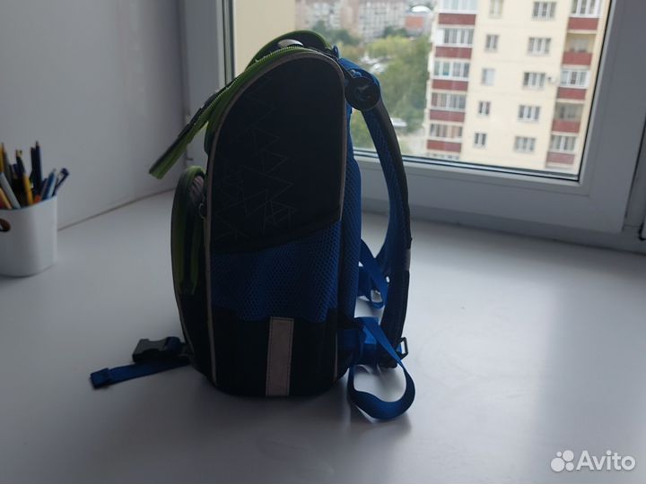 Портфель для начальных классов