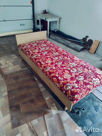 Кровать бу