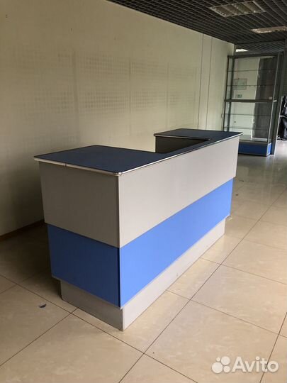 Торговые витрины для магазина бу