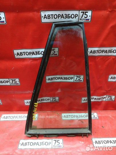 Форточка двери задняя правая Toyota Corolla