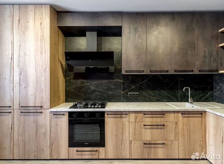 Кухня угловая на заказ.мдф фасады