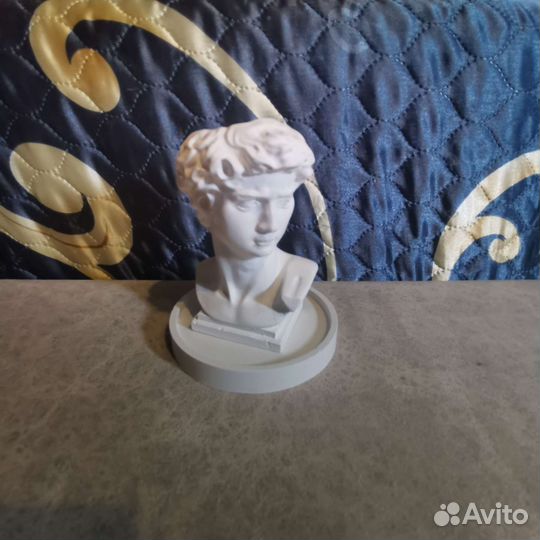 Статуя давида