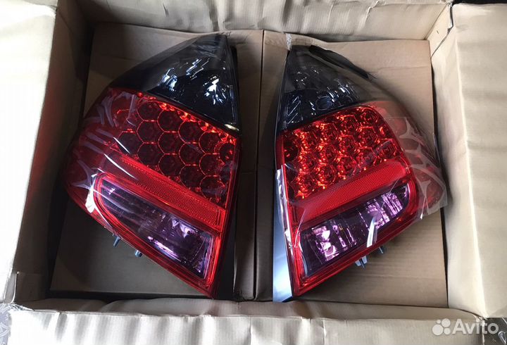 Фонари задние Honda Fit\ Jazz диодные тонированные