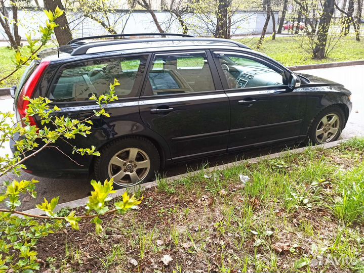 Volvo V50, 2010