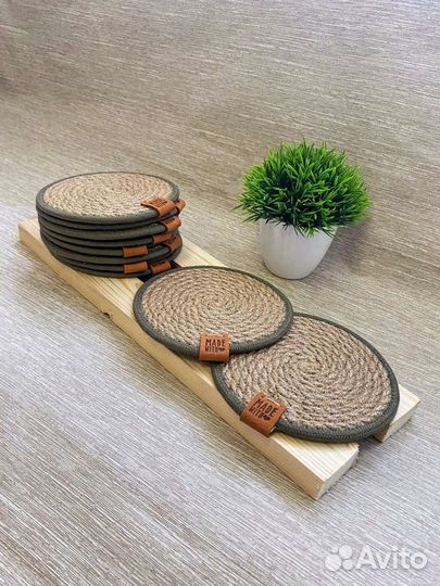 Подставка под горячее