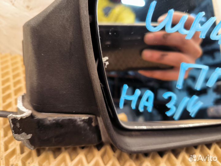 Правое зеркало Chevrolet Niva на зап.части