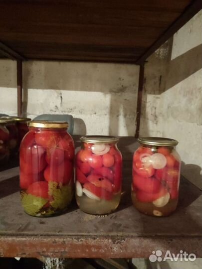 Огурцы, помидоры